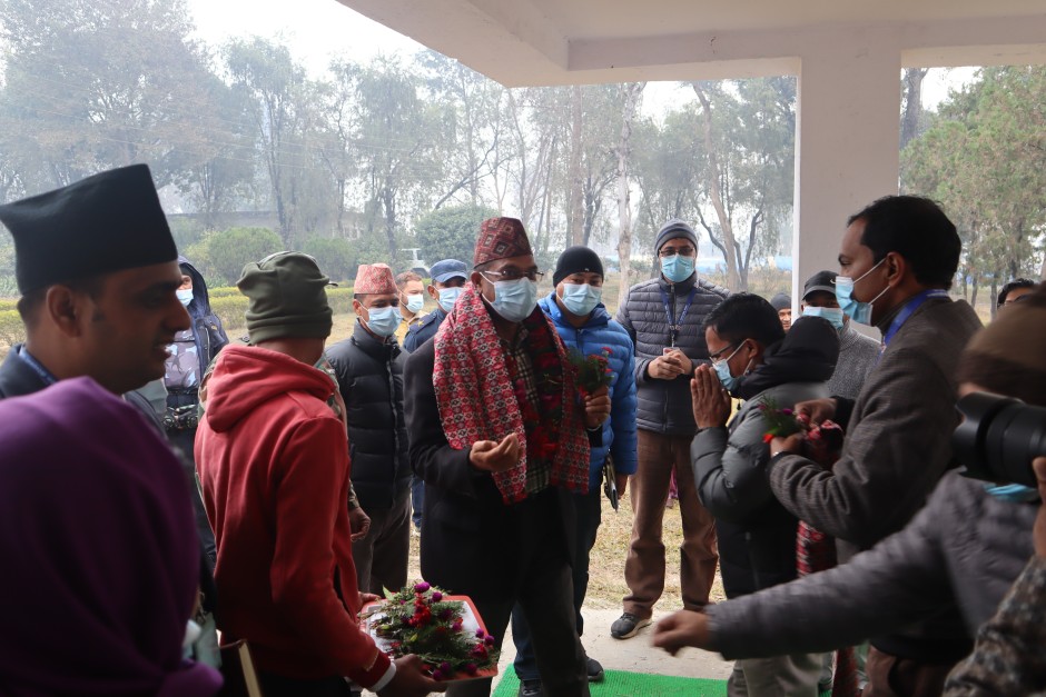 कर्णाली प्रदेशका माननीय मुख्यमन्त्री श्री जीवन बहादुर शाहीज्युबाट प्रदेश सुशासन केन्द्रद्वारा संचालित प्रदेश तथा स्थानीय तहमा कार्यरत अधिकृतस्तरका कर्मचारीहरुको सेनाकालीन प्रशिक्षण कार्यक्रममा अनुगमन